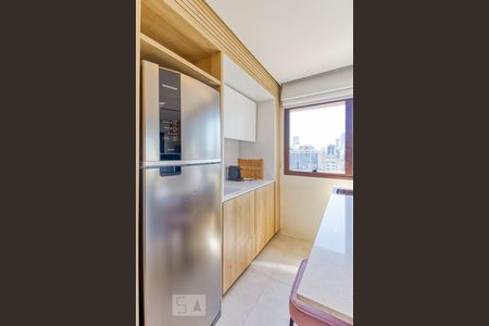 Studio para alugar com 46m², 1 quarto e 2 vagas Studio para alugar com 46m², 1 quarto e 2 vagasCozinha