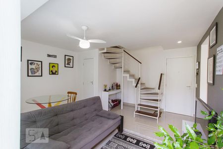 Sala (Primeiro Andar) de apartamento à venda com 2 quartos, 74m² em Freguesia (jacarepaguá), Rio de Janeiro