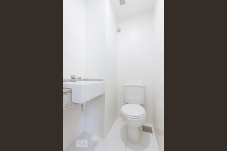 Lavabo (Primeiro Andar) de apartamento à venda com 2 quartos, 74m² em Freguesia (jacarepaguá), Rio de Janeiro