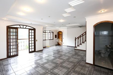 Sala 1 de casa para alugar com 3 quartos, 234m² em Vila Morse, São Paulo