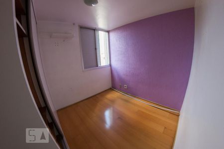 Quarto de apartamento para alugar com 3 quartos, 68m² em Parque Novo Mundo, São Paulo