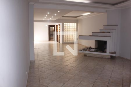 Casa à venda com 500m², 4 quartos e 2 vagasSala