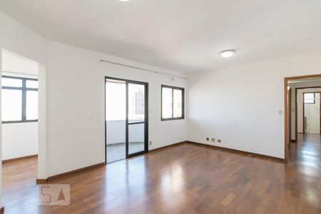 Sala de apartamento à venda com 2 quartos, 100m² em Vila Gilda, Santo André