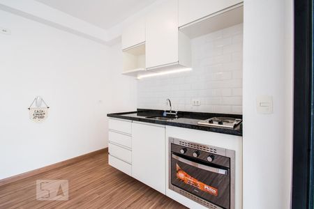 Sala / Cozinha de apartamento para alugar com 1 quarto, 34m² em Consolação, São Paulo