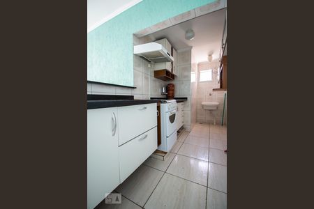 Cozinha de apartamento para alugar com 1 quarto, 50m² em Pinheiros, São Paulo