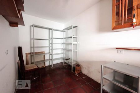 Edicula  de casa à venda com 4 quartos, 190m² em Butantã, São Paulo