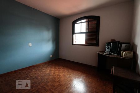 Quarto 2 de casa à venda com 4 quartos, 190m² em Butantã, São Paulo