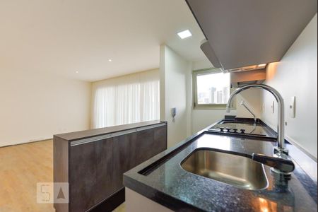 Cozinha de apartamento para alugar com 1 quarto, 55m² em Vila Madalena, São Paulo