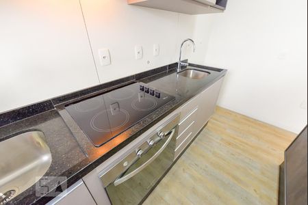 Cozinha de apartamento para alugar com 1 quarto, 55m² em Vila Madalena, São Paulo