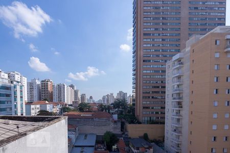 Vista Sala de apartamento à venda com 2 quartos, 79m² em Perdizes, São Paulo