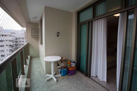 varanda de apartamento à venda com 4 quartos, 270m² em Charitas, Niterói