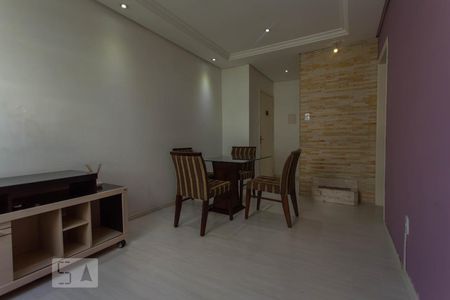 Sala de apartamento para alugar com 1 quarto, 45m² em Rio Branco, Porto Alegre