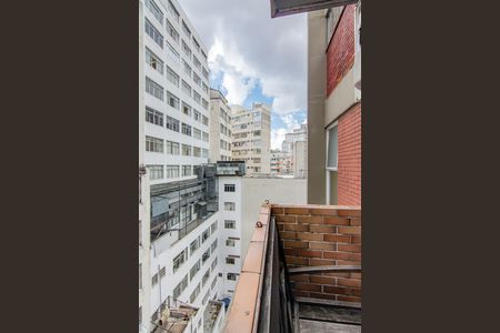 varanda de kitnet/studio para alugar com 1 quarto, 40m² em Centro, São Paulo