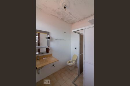 Casa à venda com 80m², 2 quartos e 1 vaga Casa à venda com 80m², 2 quartos e 1 vagaBanheiro