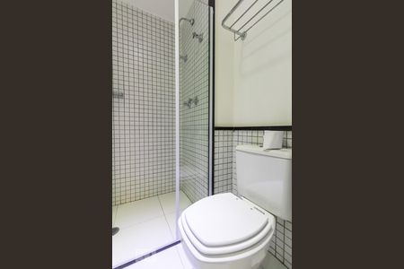 Banheiro de apartamento para alugar com 1 quarto, 44m² em Cidade Monções, São Paulo