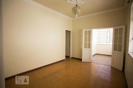 sala de apartamento para alugar com 3 quartos, 90m² em Icaraí, Niterói