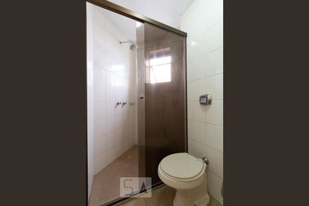 Banheiro de apartamento à venda com 4 quartos, 140m² em Vila Suzana, São Paulo