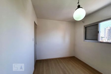 Quarto 1 de apartamento para alugar com 3 quartos, 72m² em Vila Moraes, São Paulo