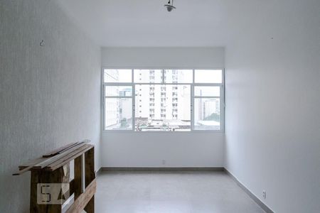 Sala de apartamento para alugar com 2 quartos, 70m² em Laranjeiras, Rio de Janeiro