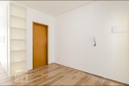 Sala de kitnet/studio para alugar com 1 quarto, 40m² em Cerâmica, São Caetano do Sul