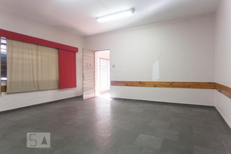 Sala de casa à venda com 3 quartos, 160m² em Centro, Campinas
