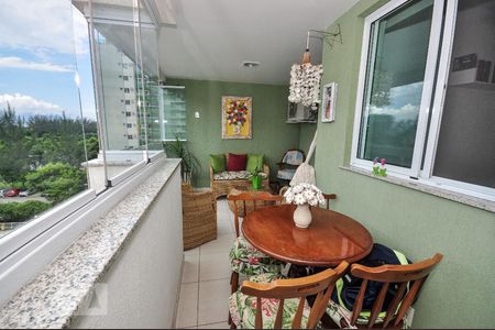 Varanda de apartamento à venda com 3 quartos, 84m² em Jacarepaguá, Rio de Janeiro