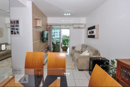 Sala de apartamento à venda com 3 quartos, 84m² em Jacarepaguá, Rio de Janeiro