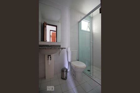 Banheiro de apartamento à venda com 3 quartos, 62m² em Jardim das Vertentes, São Paulo