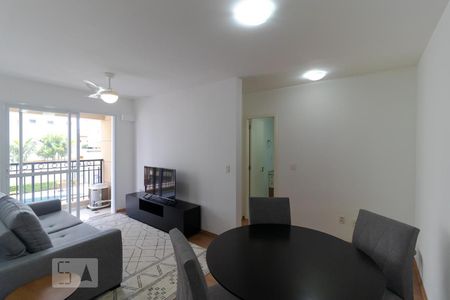 Salas de apartamento para alugar com 1 quarto, 48m² em Cambuí, Campinas