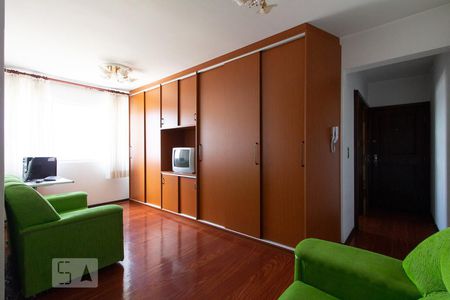 Apartamento para alugar com 72m², 2 quartos e 1 vagaSala