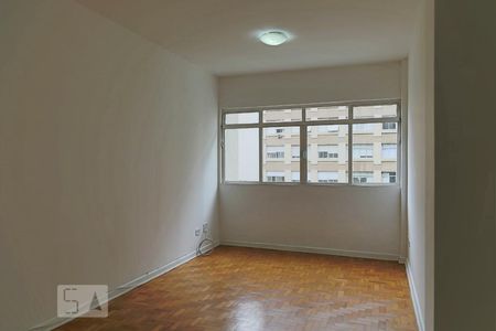 Sala de apartamento para alugar com 3 quartos, 70m² em Bela Vista, São Paulo