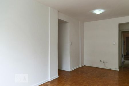 Sala de apartamento para alugar com 3 quartos, 70m² em Bela Vista, São Paulo