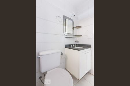 Banheiro de apartamento para alugar com 3 quartos, 76m² em Casa Verde, São Paulo