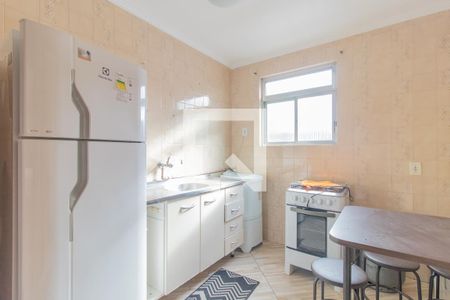 Cozinha de kitnet/studio para alugar com 1 quarto, 27m² em Menino Deus, Porto Alegre