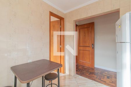 Cozinha de kitnet/studio para alugar com 1 quarto, 27m² em Menino Deus, Porto Alegre