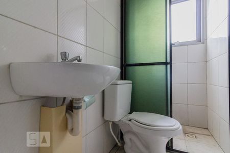 Banheiro de apartamento para alugar com 2 quartos, 58m² em Planalto, São Bernardo do Campo