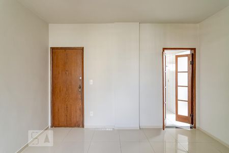 Sala de apartamento para alugar com 3 quartos, 65m² em Nova Floresta, Belo Horizonte