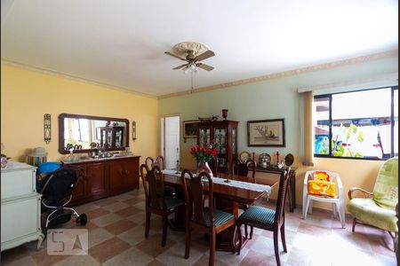 Sala de jantar de casa à venda com 3 quartos, 400m² em Mirandópolis, São Paulo