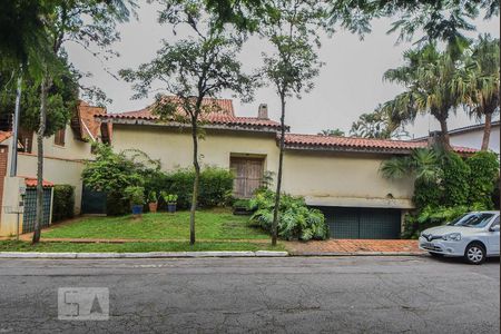 Casa de casa para alugar com 4 quartos, 750m² em Granja Julieta, São Paulo