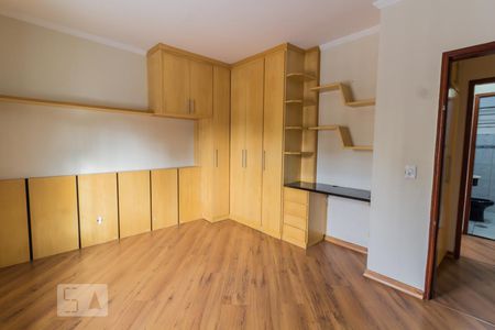 Casa à venda com 115m², 3 quartos e 3 vagas Casa à venda com 115m², 3 quartos e 3 vagasQuarto 2