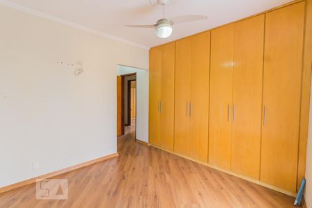 Casa à venda com 115m², 3 quartos e 3 vagas Casa à venda com 115m², 3 quartos e 3 vagasSuíte