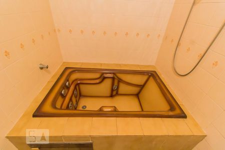 Casa à venda com 115m², 3 quartos e 3 vagas Casa à venda com 115m², 3 quartos e 3 vagasBanheiro social