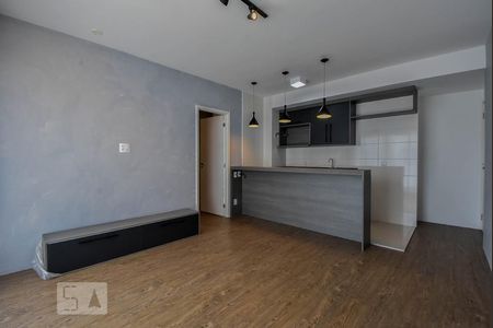 Sala de apartamento para alugar com 1 quarto, 45m² em Santo Amaro, São Paulo