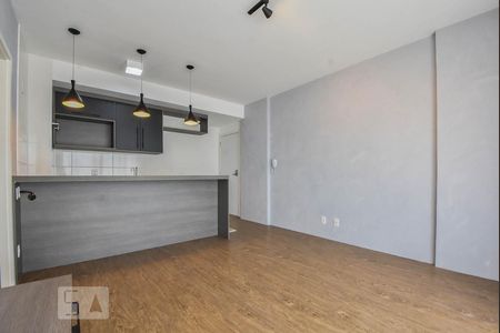 Sala de apartamento para alugar com 1 quarto, 45m² em Santo Amaro, São Paulo