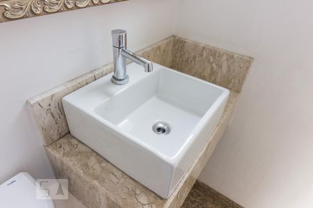 Lavabo de apartamento para alugar com 3 quartos, 102m² em Santana, São Paulo