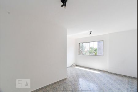 Sala de apartamento para alugar com 2 quartos, 60m² em Parque Imperial, São Paulo