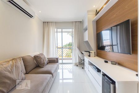 Sala de apartamento à venda com 1 quarto, 52m² em Vila Lemos, Campinas