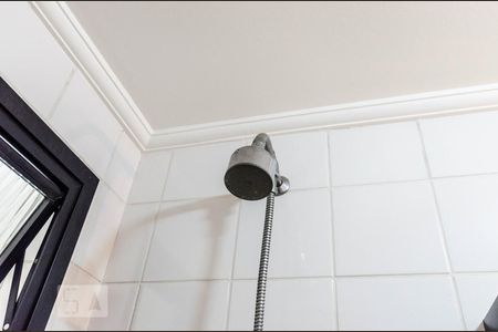 Banheiro de apartamento à venda com 3 quartos, 83m² em Vila São Francisco, Osasco