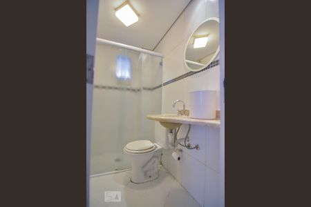 primeiro banheiro  de apartamento à venda com 3 quartos, 110m² em Santa Cecília, São Paulo