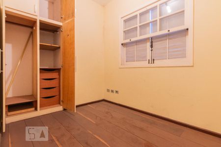 Quarto 1 de casa para alugar com 4 quartos, 240m² em Parque Colonial, São Paulo